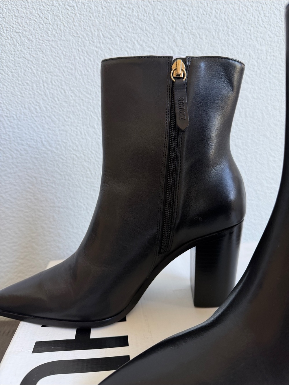 SCHUTZ Women's Mikki Block Pointed Toe Boots NIB - Picture 4 of 9